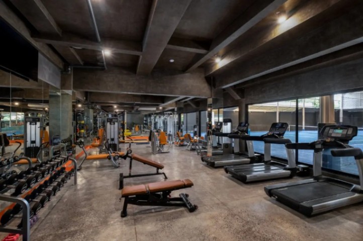 LIGA.TENNIS Sports Club - Image 6