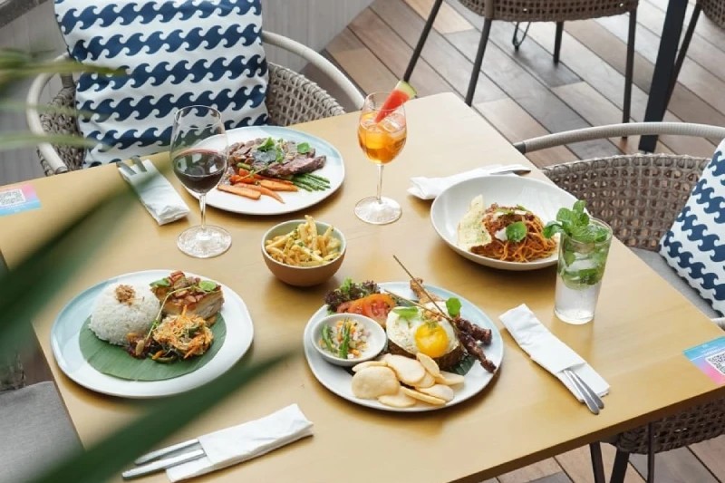 Afterglow Bar & Kitchen - Image 5