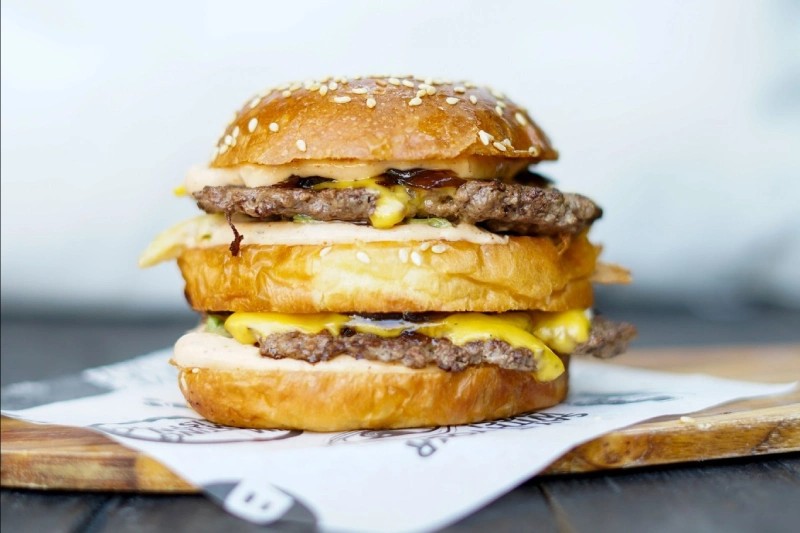 BB52 Burgers Canggu - Image 3