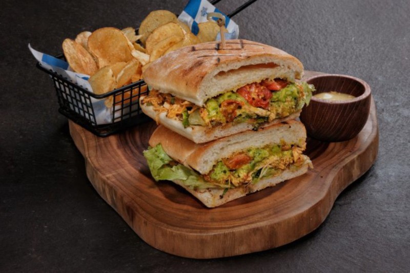 White Rock Beach Club - Image 2