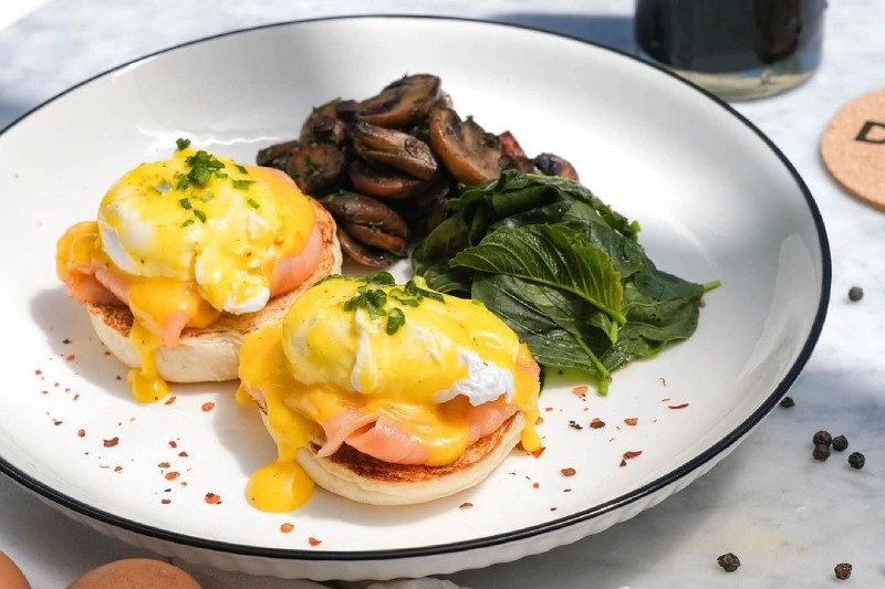 Dolan Restaurant & Park - Image 4