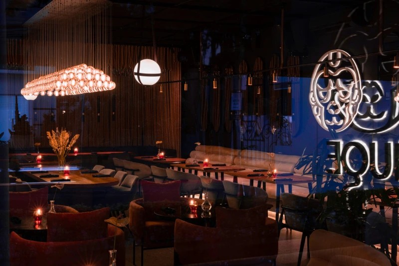 Huge Restaurant - Image 5