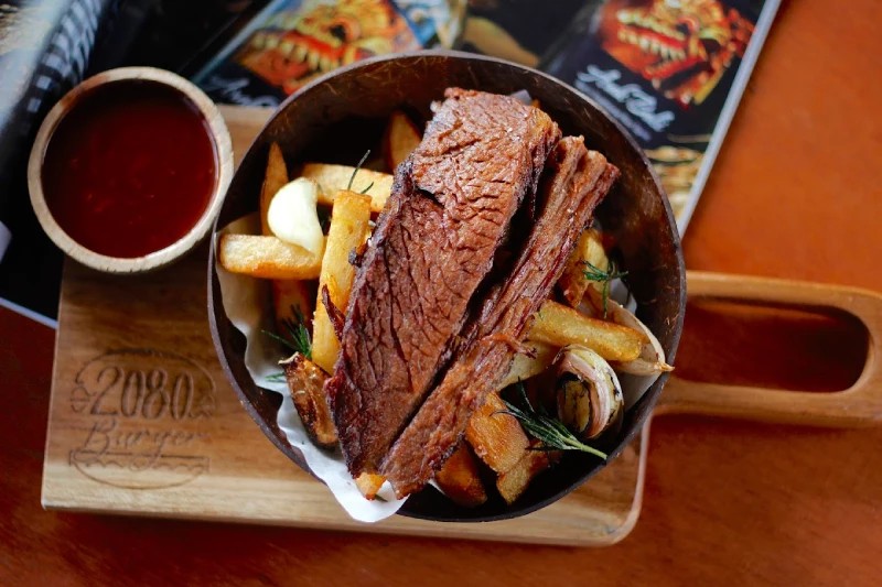 2080 Burger Sanur - Image 4