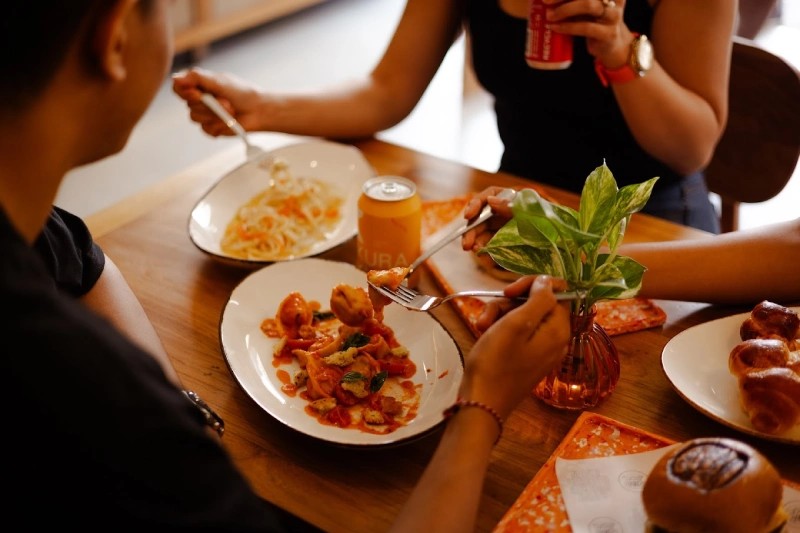 2080 Burger Sanur - Image 6