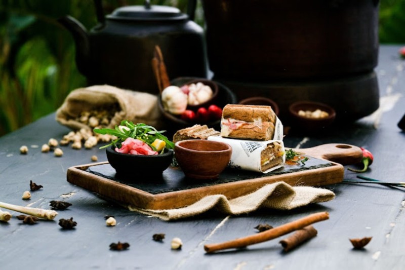 Kawisari Coffee & Farm Shop & Eatery