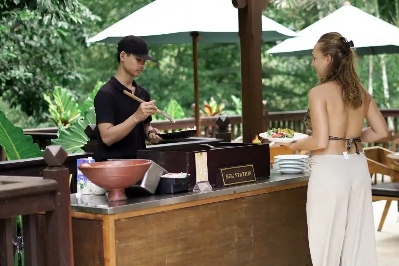 Bukit Cinta Restaurant & Bar - Image 2