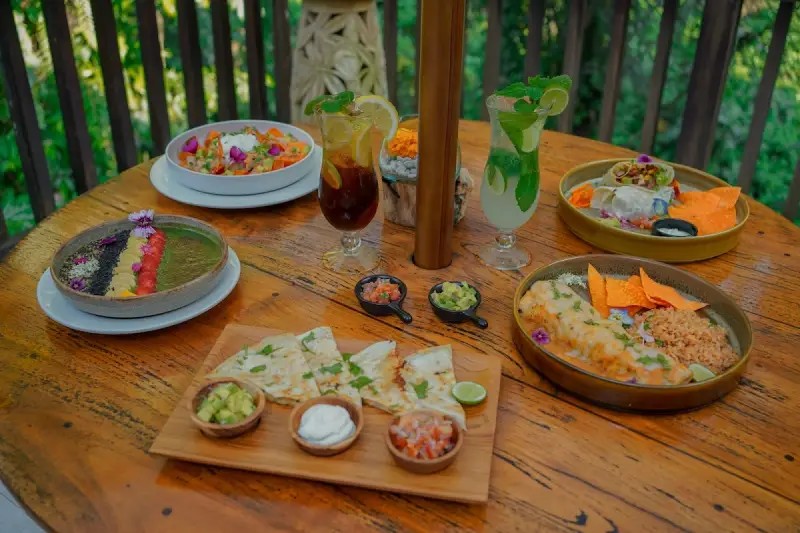 Casa de Lokha Mexican Grill & Fushion